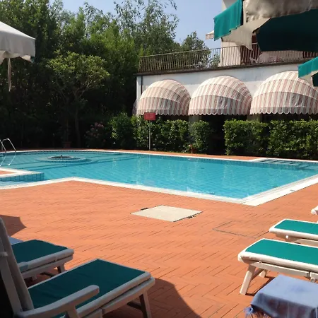 Miramonti Hotell