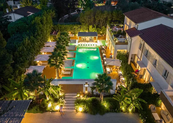 Ξενοδοχείο Miramonti 4*